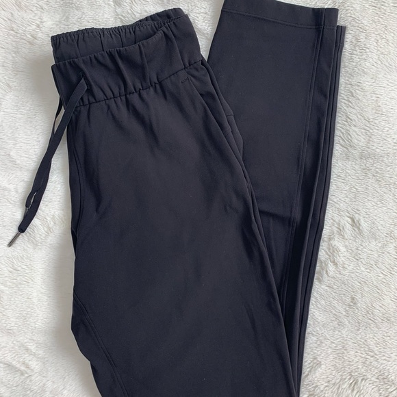 Lululemon On the Fly Pant *Luxtreme* - Picture 4 of 6